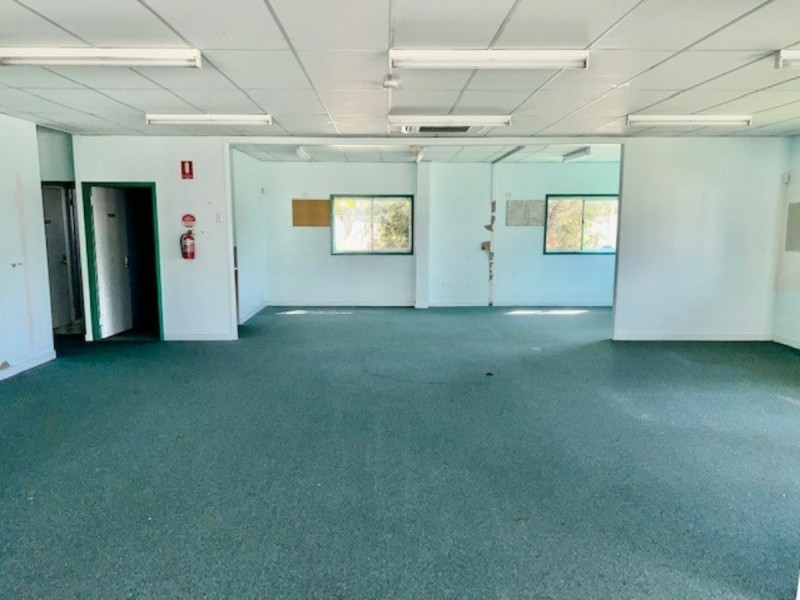 57 George Street – Wreckers, Bowen QLD 4805