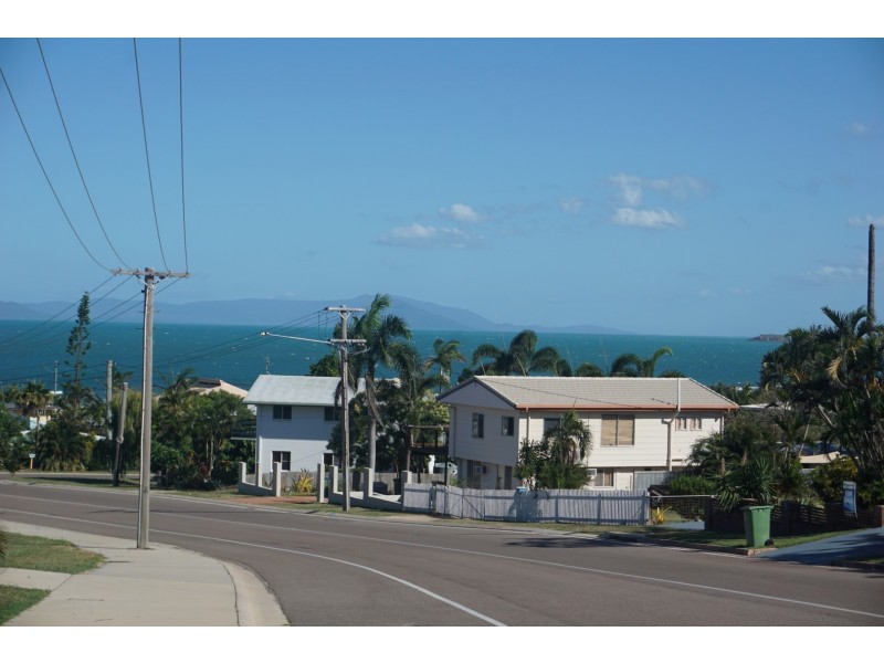 28 Rose Bay Road, Bowen QLD 4805