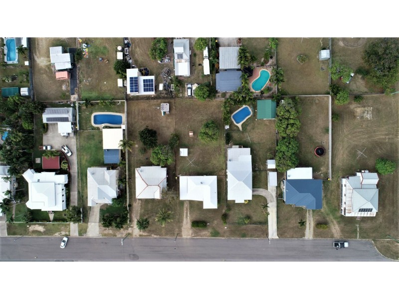 101 Powell Street, Bowen QLD 4805