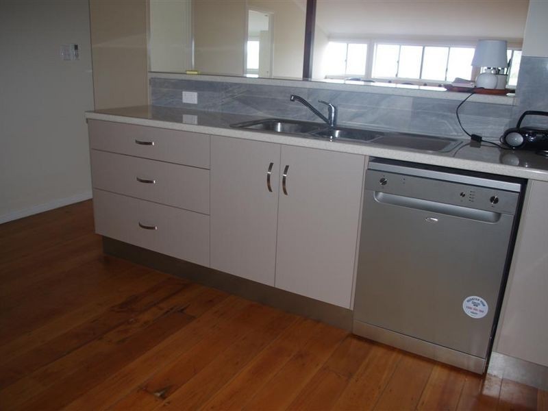 33 Herbert Street, Bowen QLD 4805