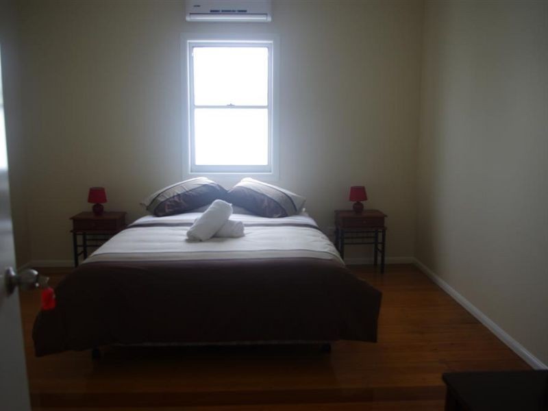 33 Herbert Street, Bowen QLD 4805