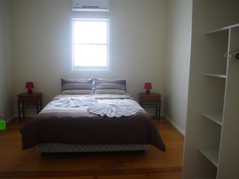 33 Herbert Street, Bowen QLD 4805