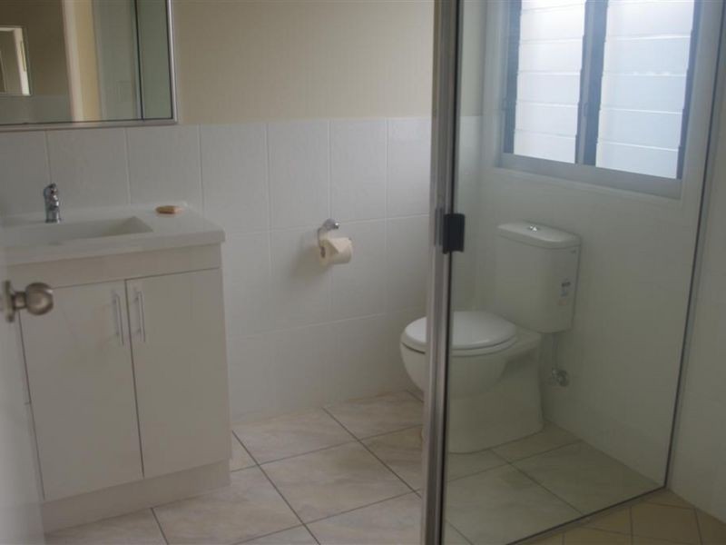 33 Herbert Street, Bowen QLD 4805
