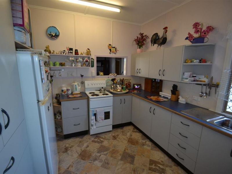 31 Leichhardt Street, Bowen QLD 4805