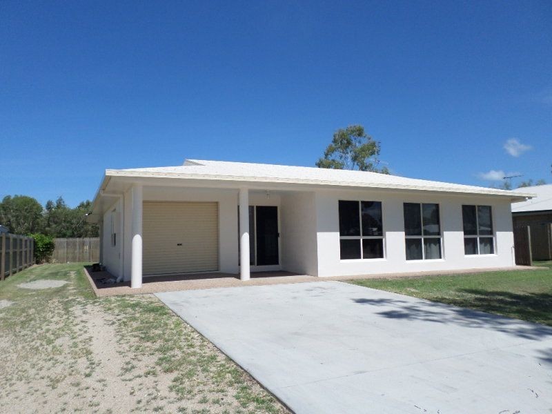 28 Crofton Street, Bowen QLD 4805