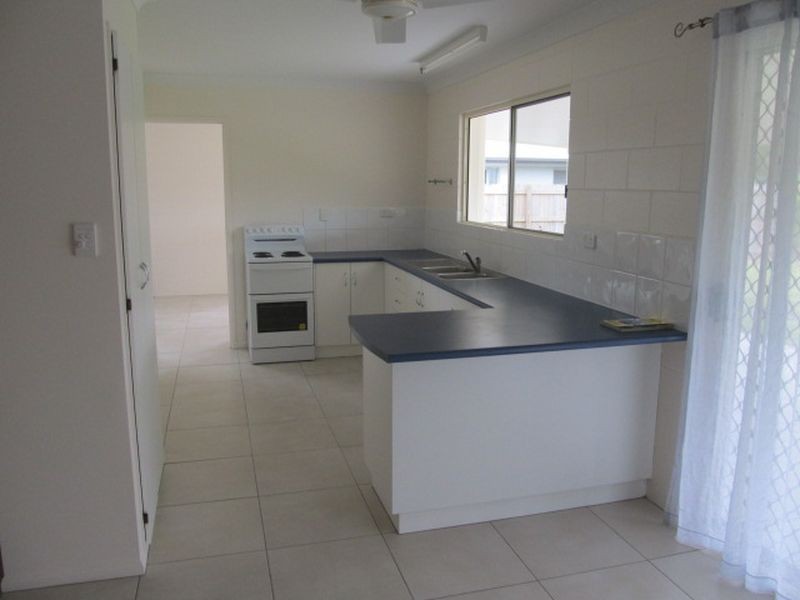 28 Crofton Street, Bowen QLD 4805
