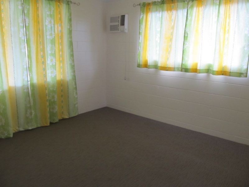 28 Crofton Street, Bowen QLD 4805