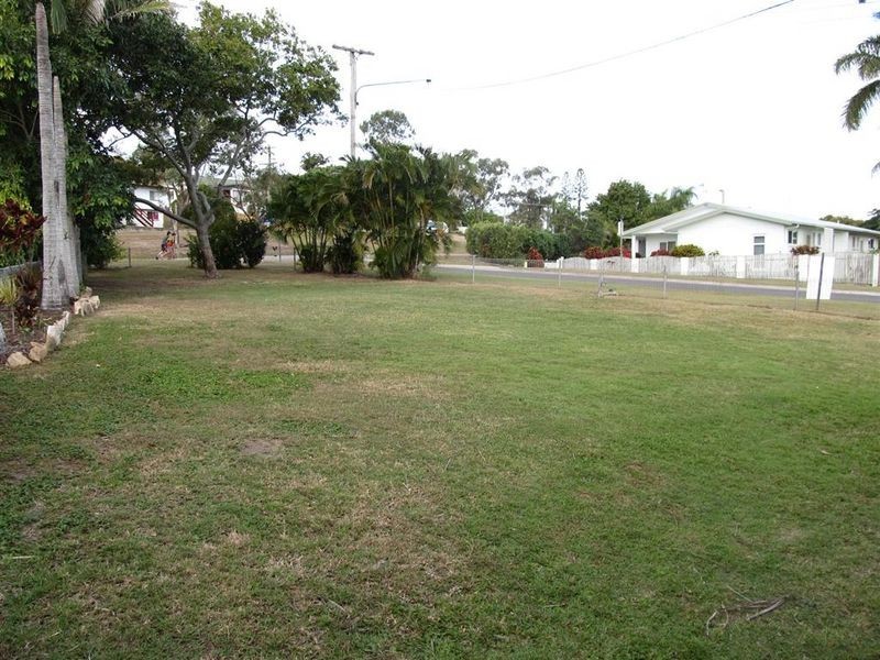 2 Martin Street, Bowen QLD 4805