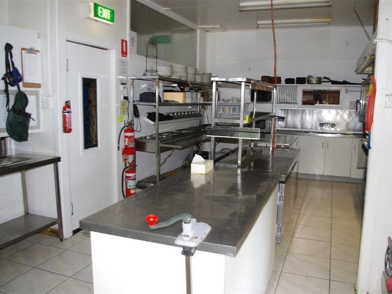 37 Herbert Street, Bowen QLD 4805