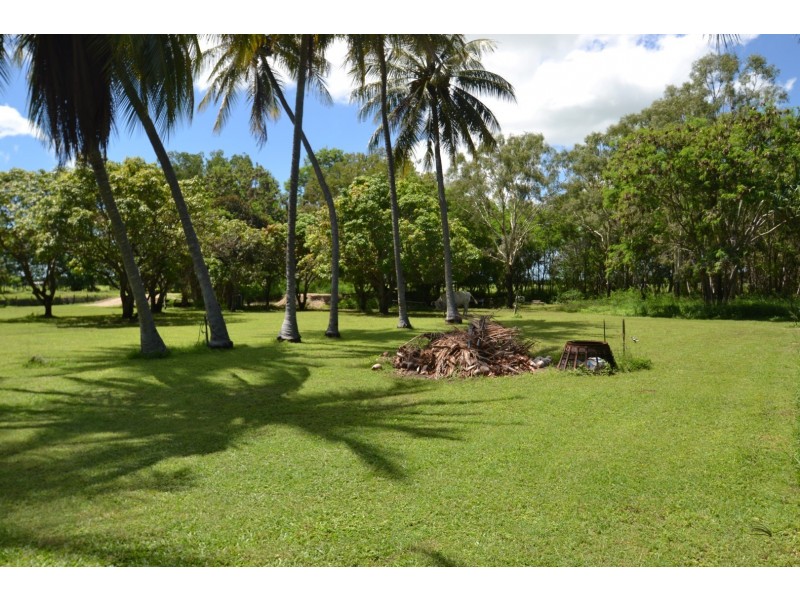 68 Reibels Road, Bowen QLD 4805