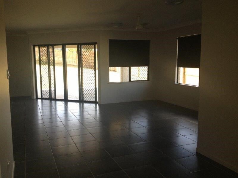 2 Seacove Crescent, Bowen QLD 4805