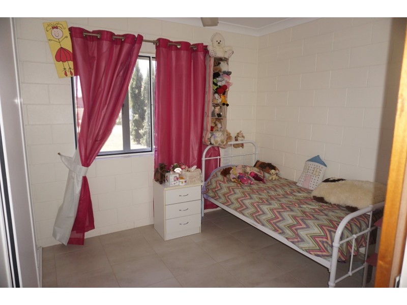 12 Inverdon Road, Bowen QLD 4805