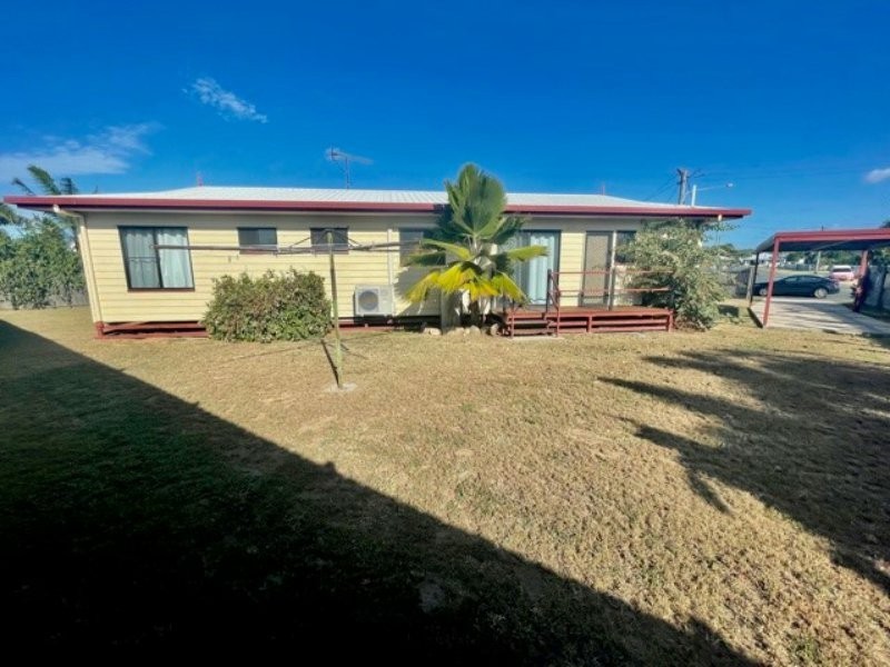 30 Emmerson Drive, Bowen QLD 4805