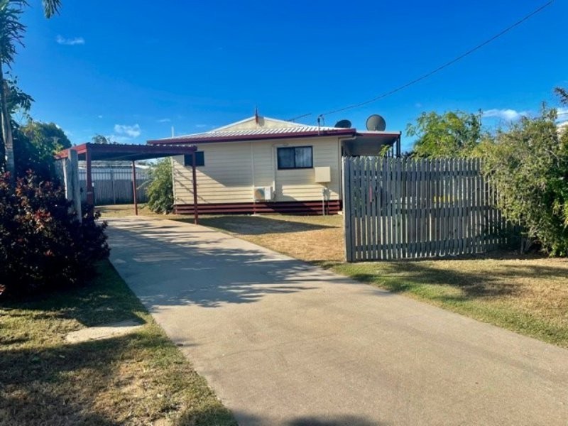 30 Emmerson Drive, Bowen QLD 4805