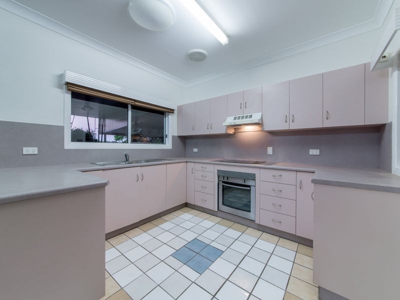 137 Herbert Street, Bowen QLD 4805