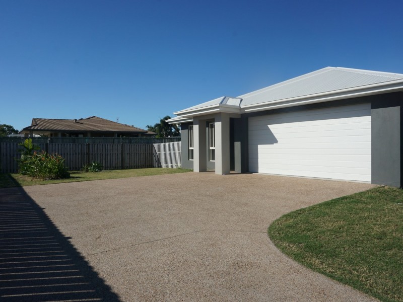 14 Hamilton Street, Bowen QLD 4805