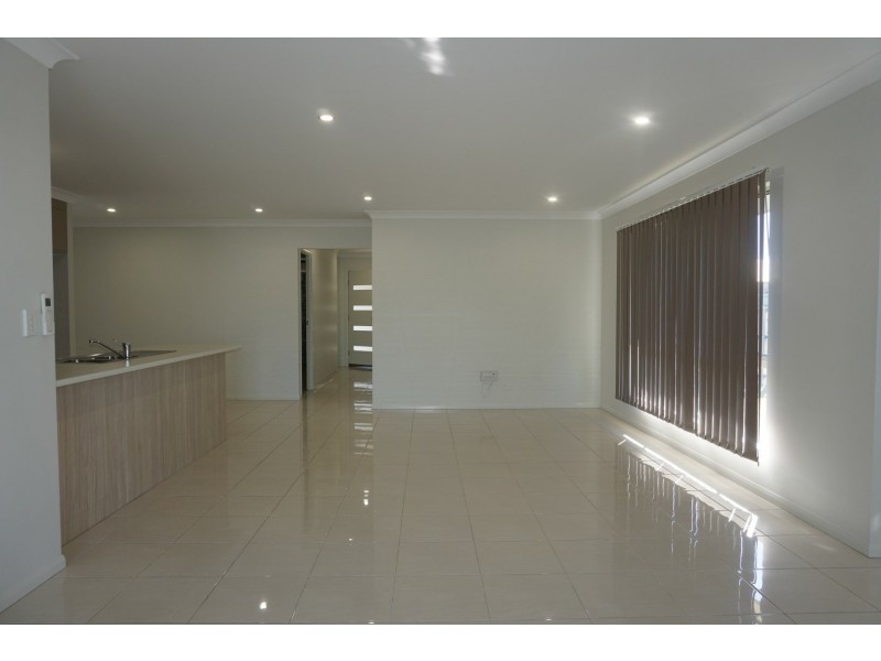 14 Hamilton Street, Bowen QLD 4805