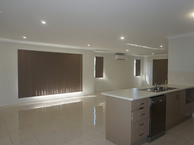 14 Hamilton Street, Bowen QLD 4805