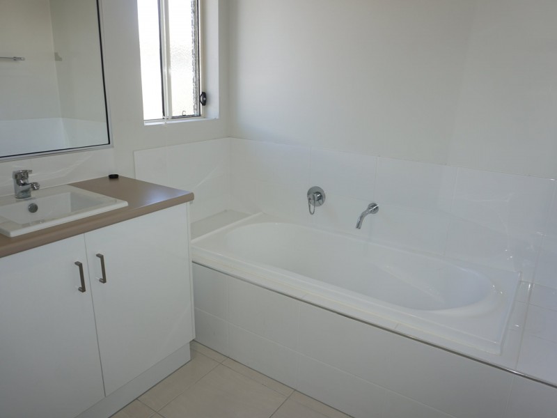 14 Hamilton Street, Bowen QLD 4805