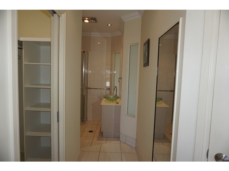 4/101 Herbert Street, Bowen QLD 4805