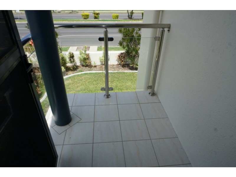 4/101 Herbert Street, Bowen QLD 4805
