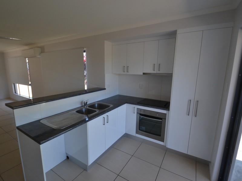 Unit 2/31 St Kilda Street, Bowen QLD 4805