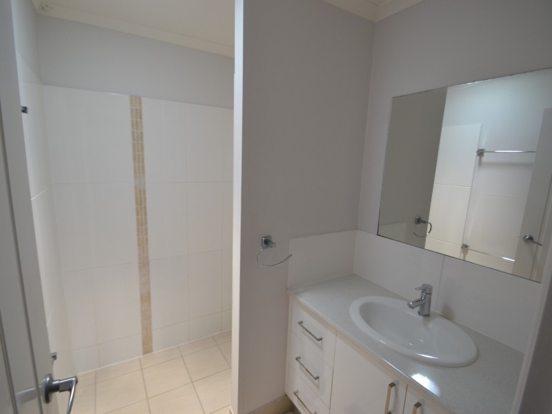 Unit 2/31 St Kilda Street, Bowen QLD 4805