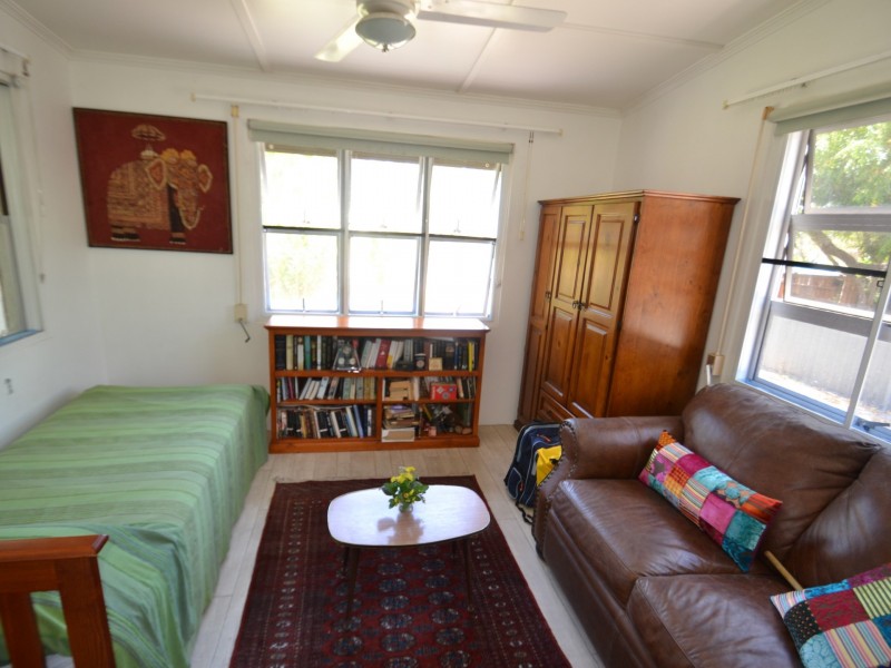 15 Golf Links, Bowen QLD 4805