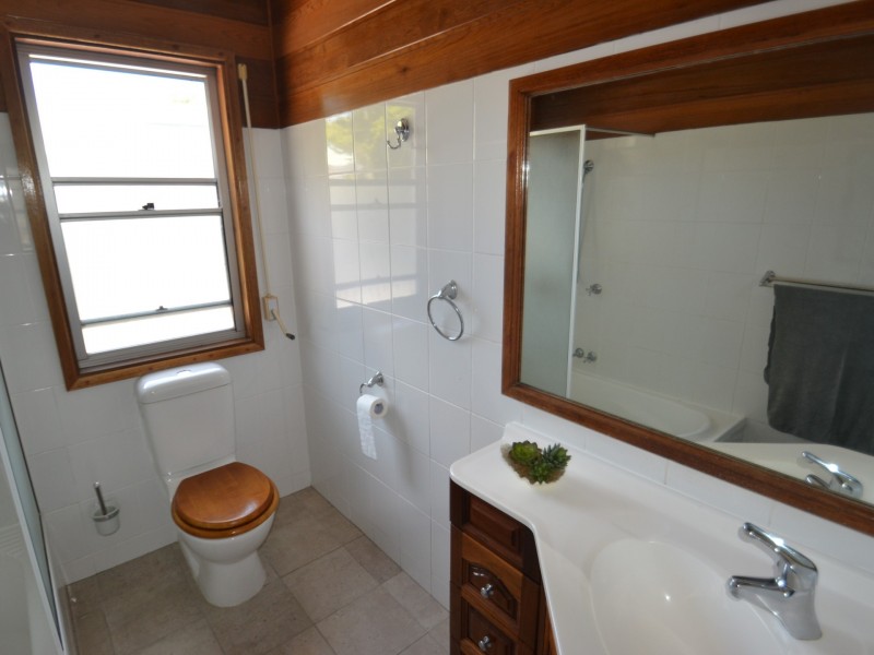 15 Golf Links, Bowen QLD 4805