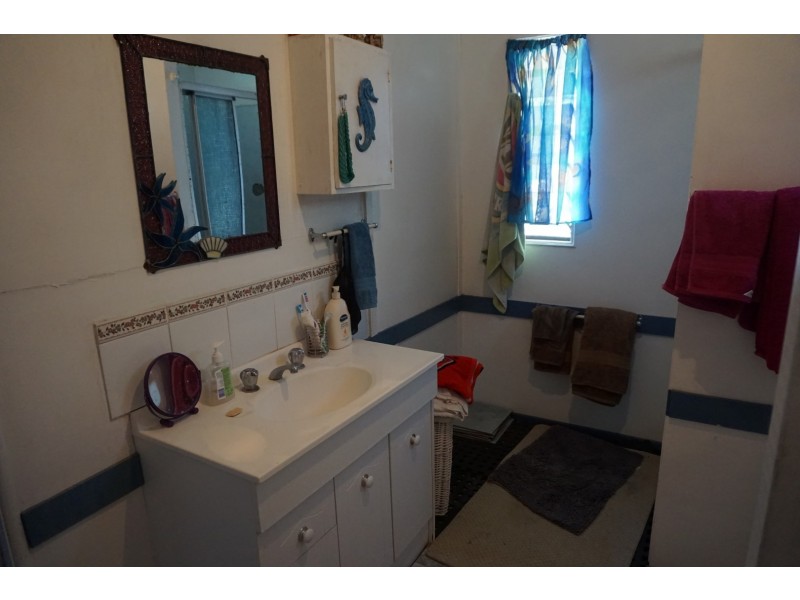 11 Lascelles Lane, Bowen QLD 4805