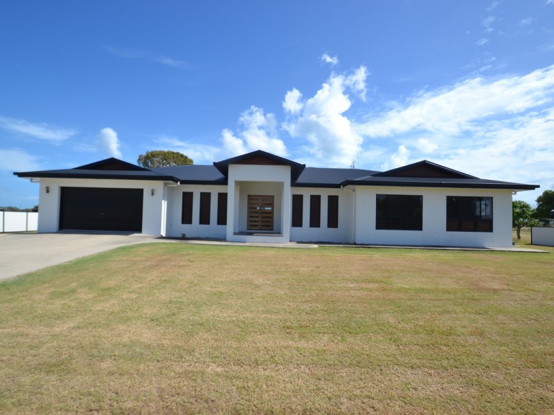 50 Flemington Road, Bowen QLD 4805