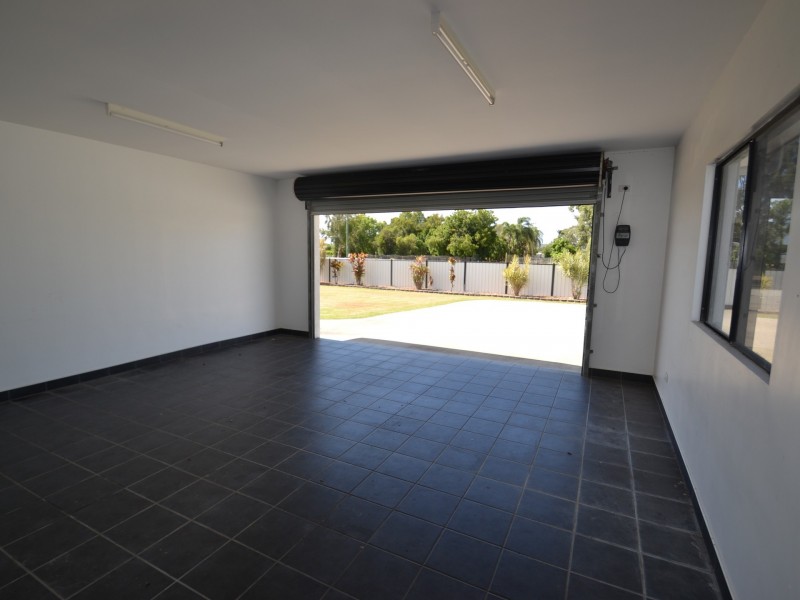50 Flemington Road, Bowen QLD 4805