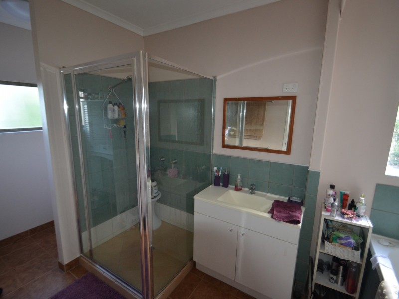 39 Pitcain Ave, Bowen QLD 4805