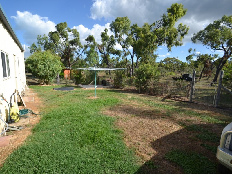 39 Pitcain Ave, Bowen QLD 4805
