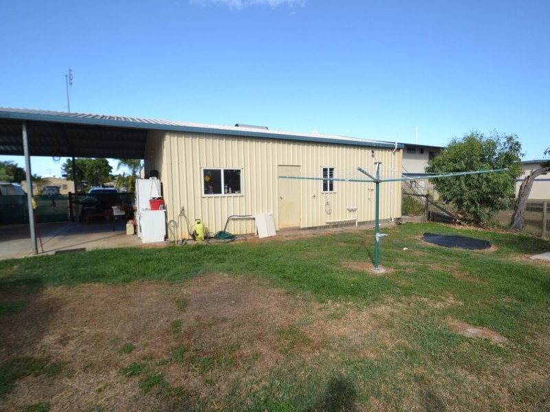 39 Pitcain Ave, Bowen QLD 4805