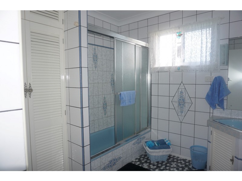 114 Mt Nutt Road, Bowen QLD 4805