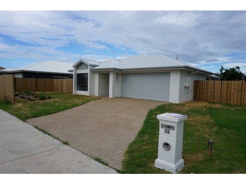 12 Hamilton Street, Bowen QLD 4805