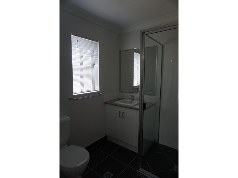 12 Hamilton Street, Bowen QLD 4805