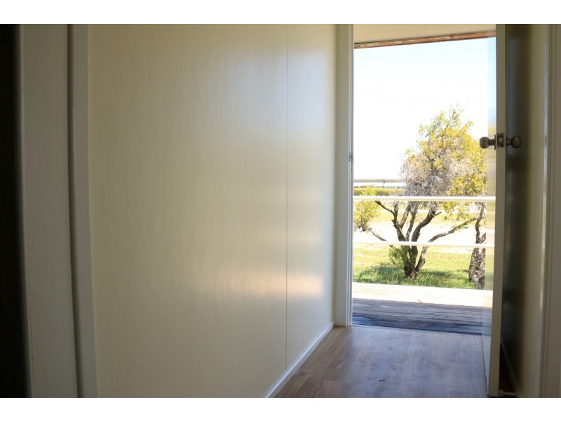 54 Dalrymple st, Bowen QLD 4805