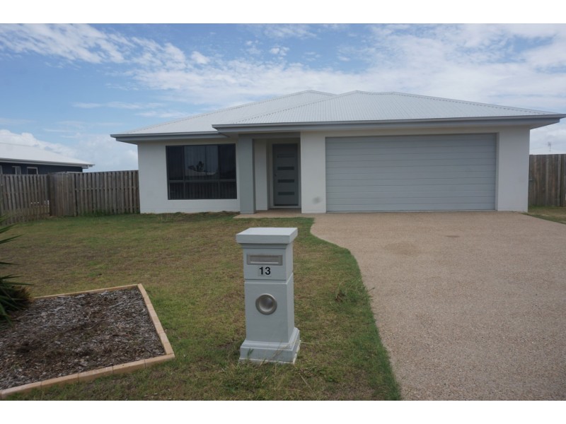 13 Hamilton Street, Bowen QLD 4805