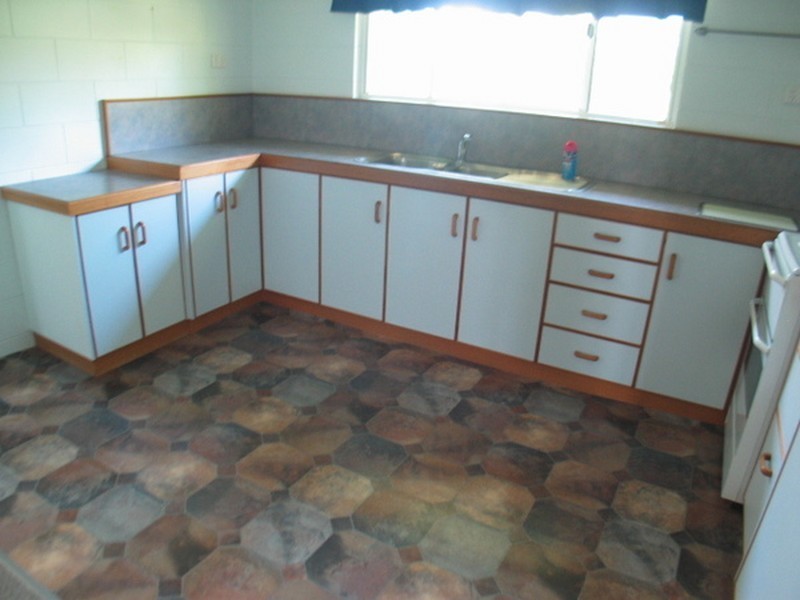 3 Jilletts Road, Bowen QLD 4805