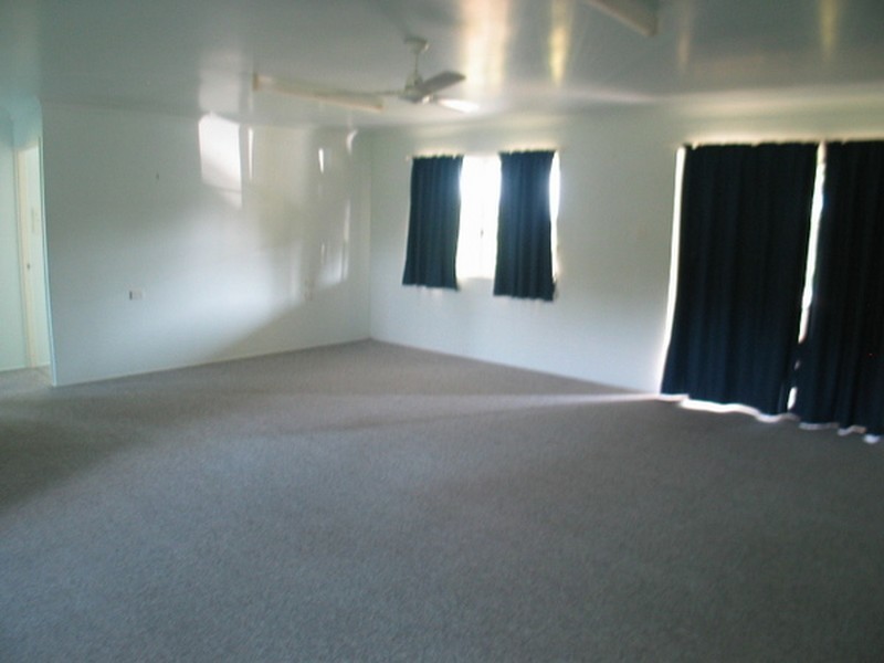 3 Jilletts Road, Bowen QLD 4805