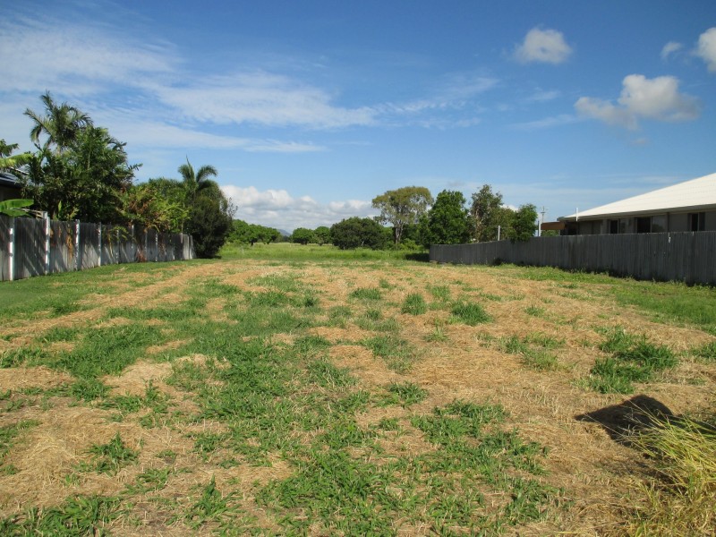 12 Kirkpatrick Court, Bowen QLD 4805