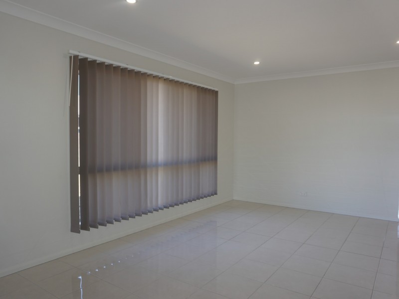 8 Baker Street, Bowen QLD 4805