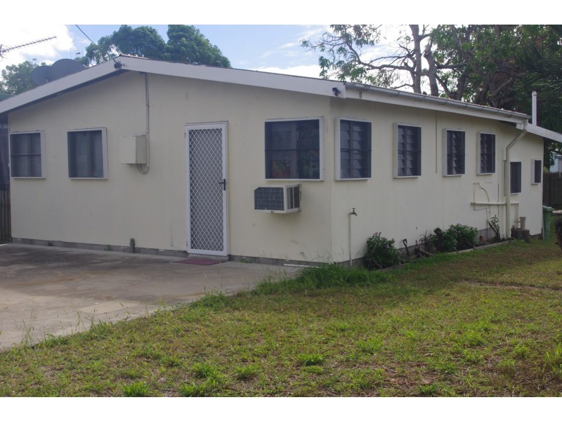 42 Creek Street, Bowen QLD 4805