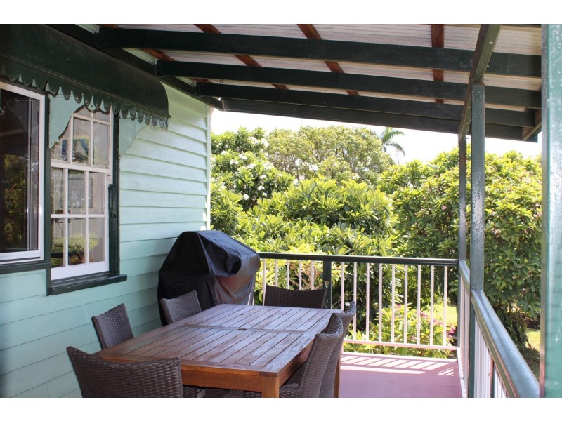 12 Hay Street, Bowen QLD 4805