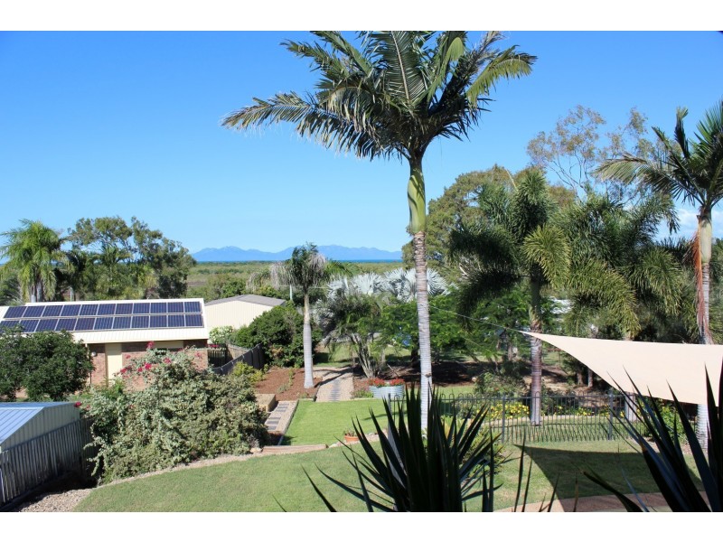 12 Hay Street, Bowen QLD 4805