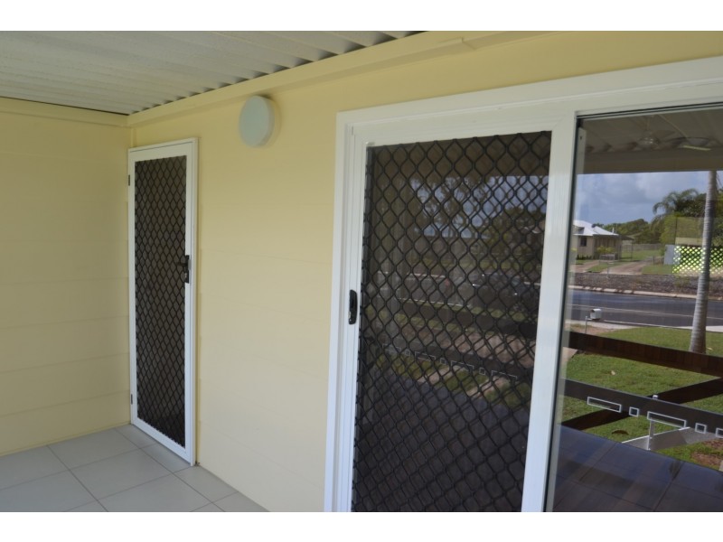 37 Livingstone Street, Bowen QLD 4805