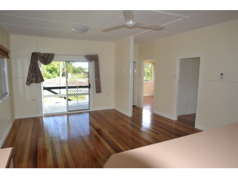 37 Livingstone Street, Bowen QLD 4805
