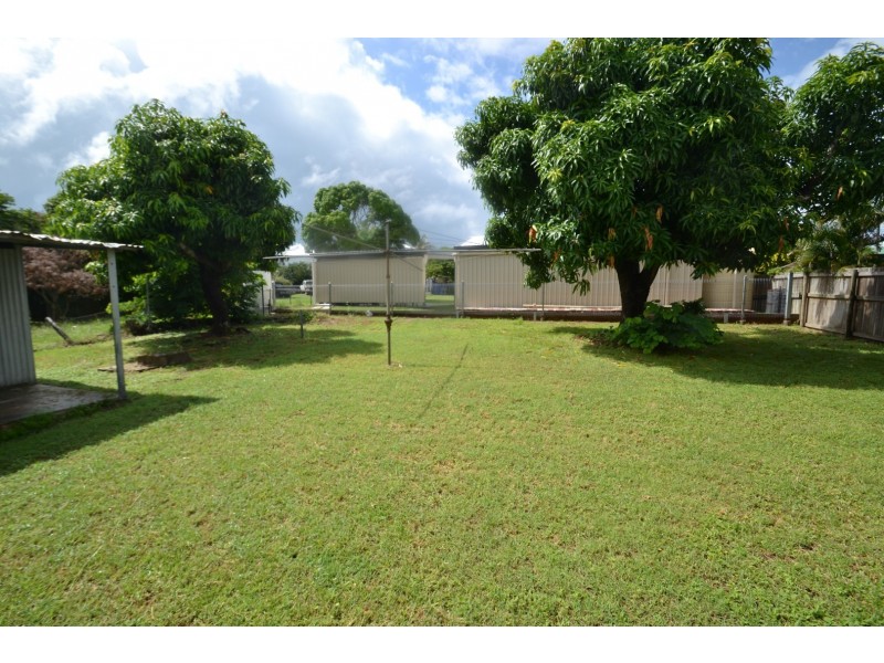 37 Livingstone Street, Bowen QLD 4805